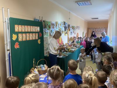 KONKURS PLASTYCZNY PT. LIŚCIASTE CUDAKI W PP4
